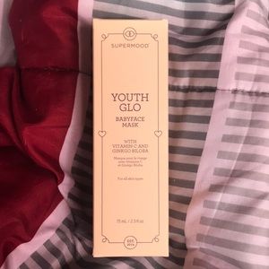 Supermood Youth Glo Babyface mask